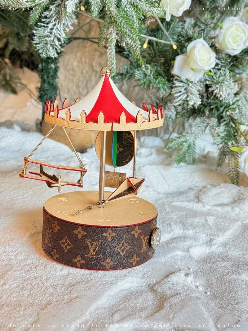 Louis Vuitton Music Boxes Lightweight 268325