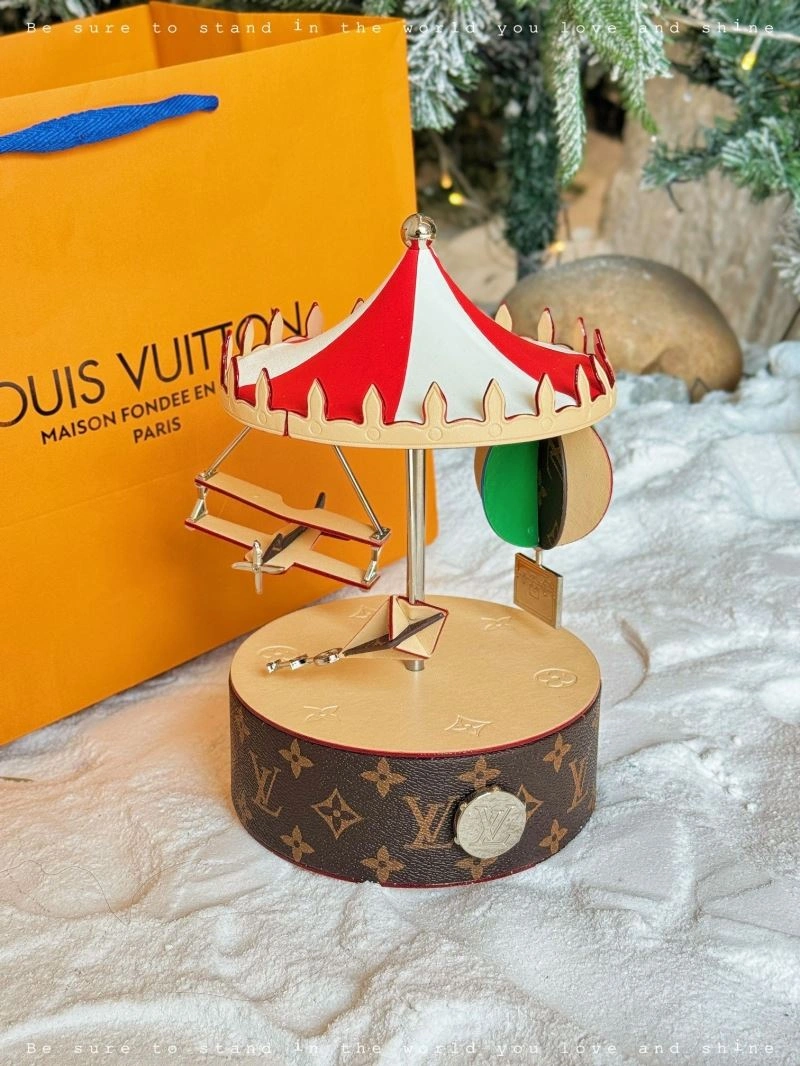 Louis Vuitton Music Boxes Lightweight 268325