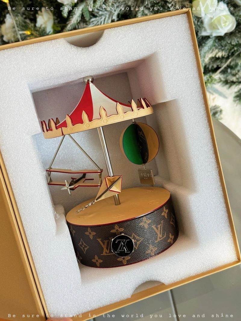 Louis Vuitton Music Boxes Lightweight 268325