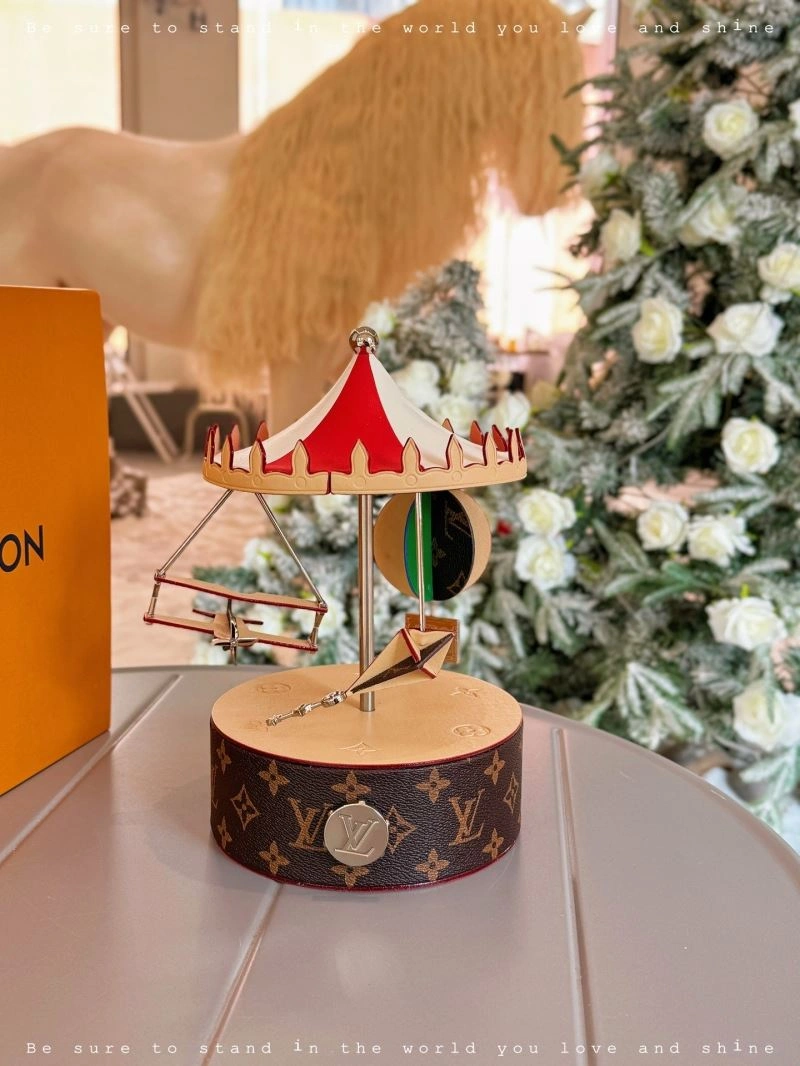 Louis Vuitton Music Boxes Lightweight 268325