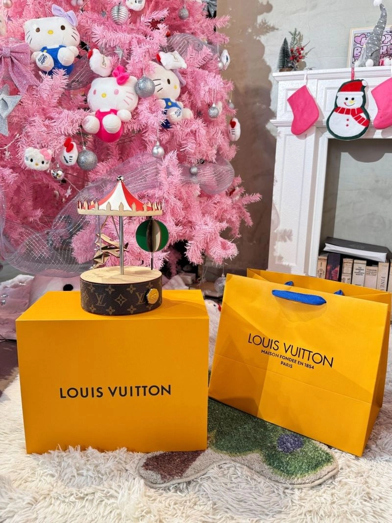 Trendy Louis Vuitton Music Boxes 268305