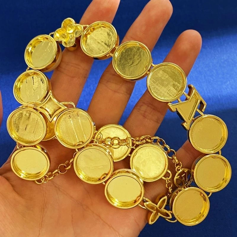 Louis Vuitton Necklaces EasyMatch 251356