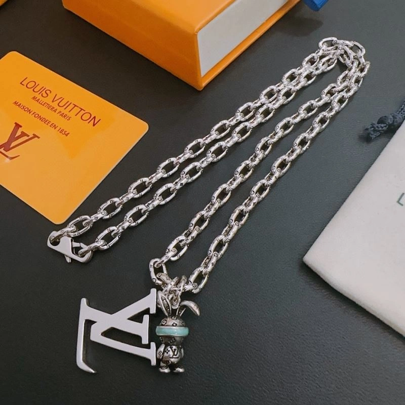 Louis Vuitton Necklaces Flexible 251382