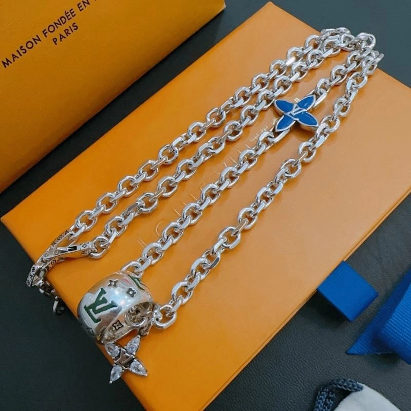 Louis Vuitton Necklaces Versatile 251362