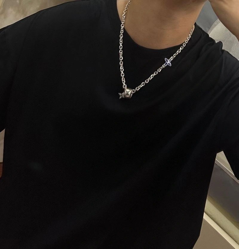 Louis Vuitton Necklaces Versatile 251362