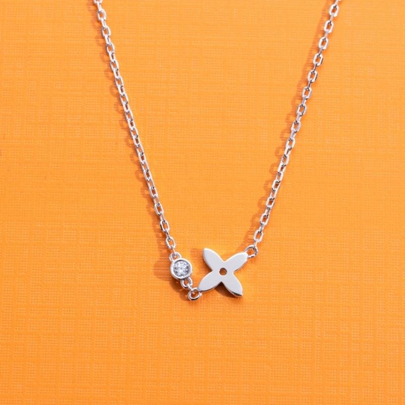 OdorResistant Louis Vuitton Necklaces 251369