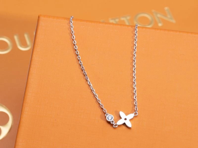 OdorResistant Louis Vuitton Necklaces 251369