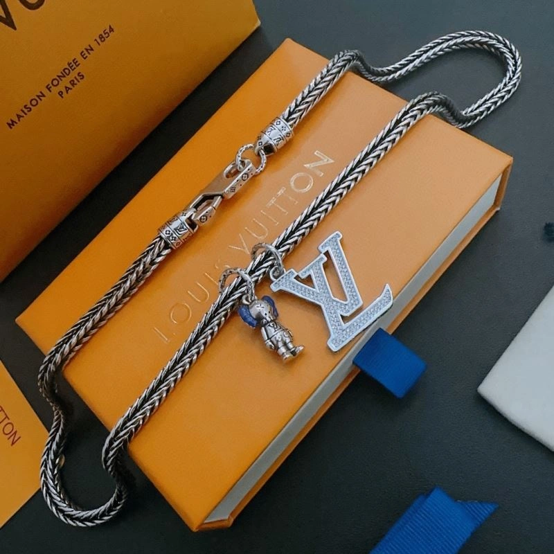 Louis Vuitton Necklaces TopPick 251386
