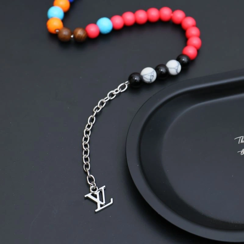 Louis Vuitton Necklaces Sleek 251367