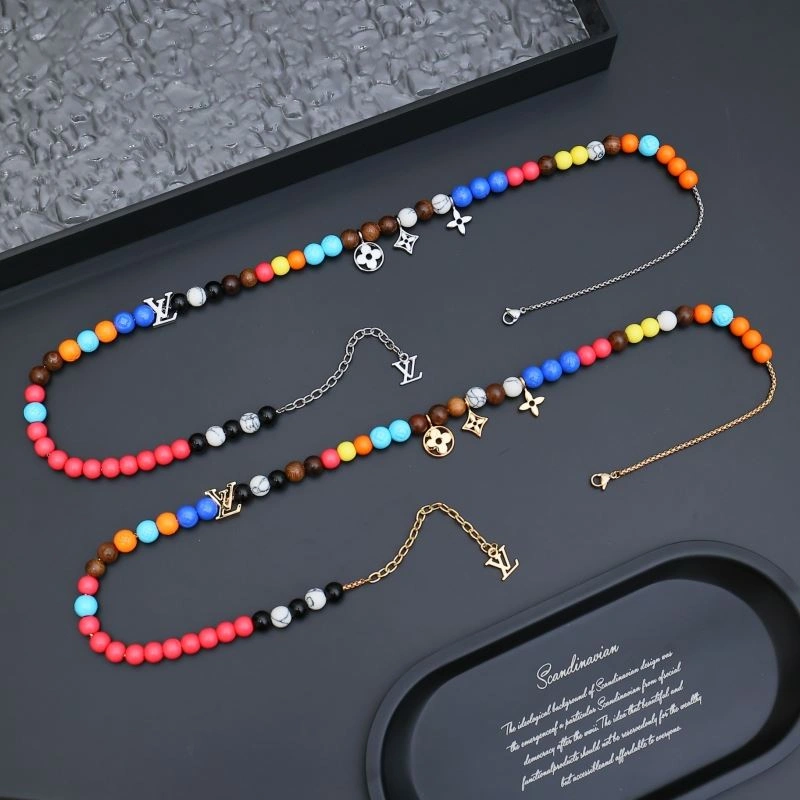 Louis Vuitton Necklaces Sleek 251367