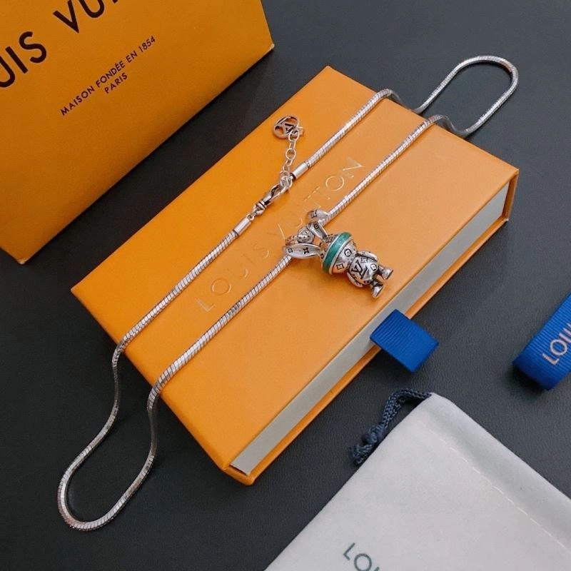 Louis Vuitton Necklaces AllSeason 251381