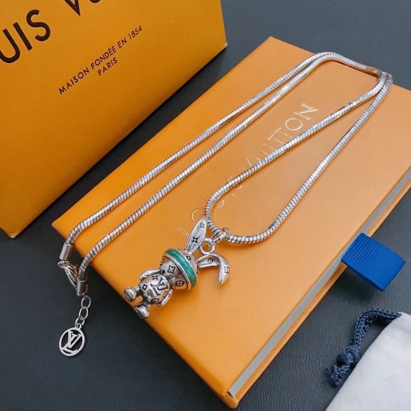 Louis Vuitton Necklaces AllSeason 251381