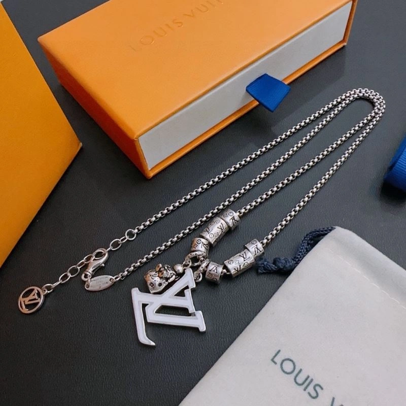 Louis Vuitton Necklaces Timeless 251387