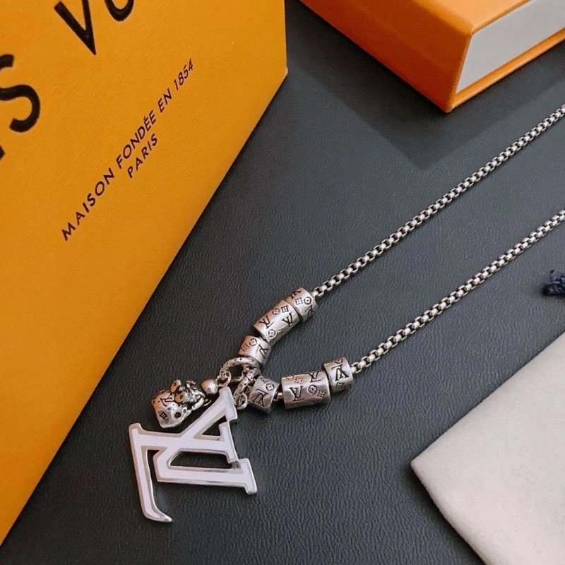 Louis Vuitton Necklaces Timeless 251387