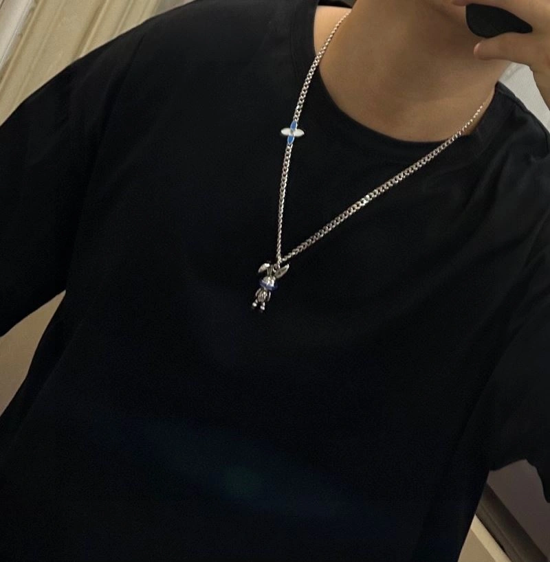 Upgraded Louis Vuitton Necklaces 251370