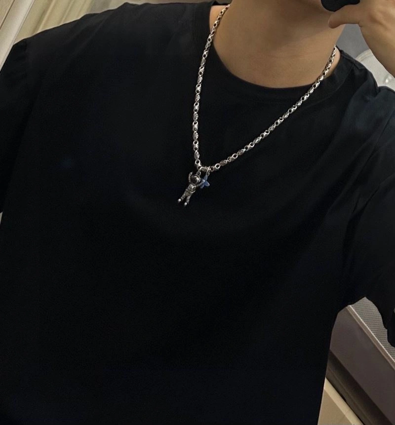 Louis Vuitton Necklaces TechFriendly 251384