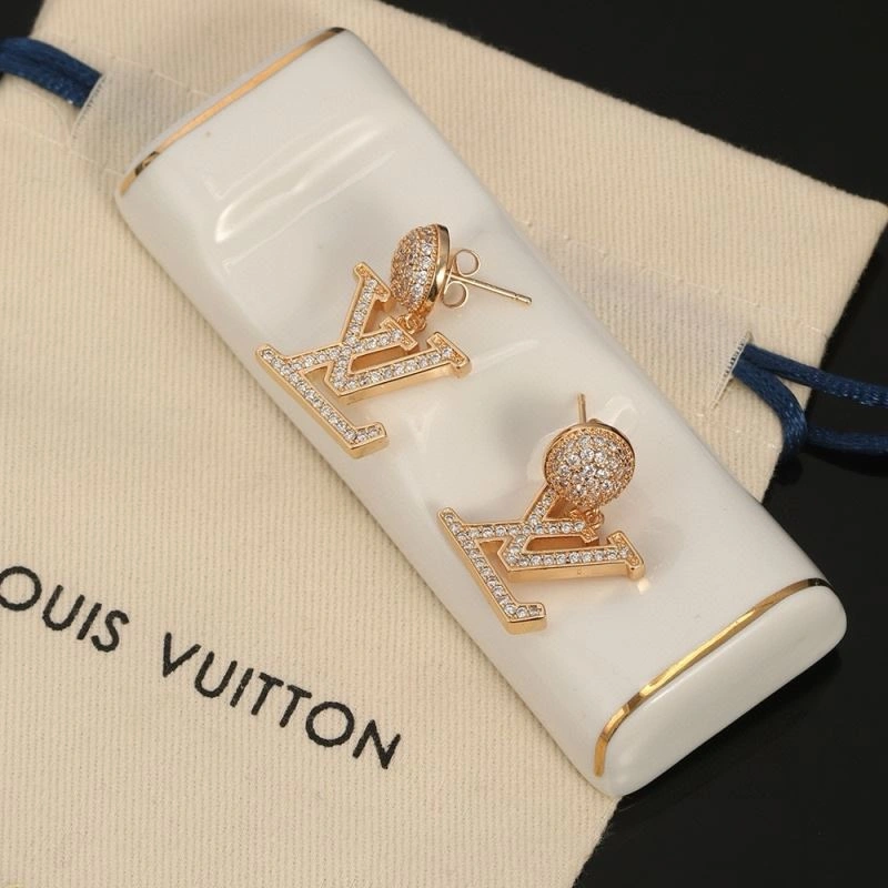 Tailored Louis Vuitton Necklaces 251368