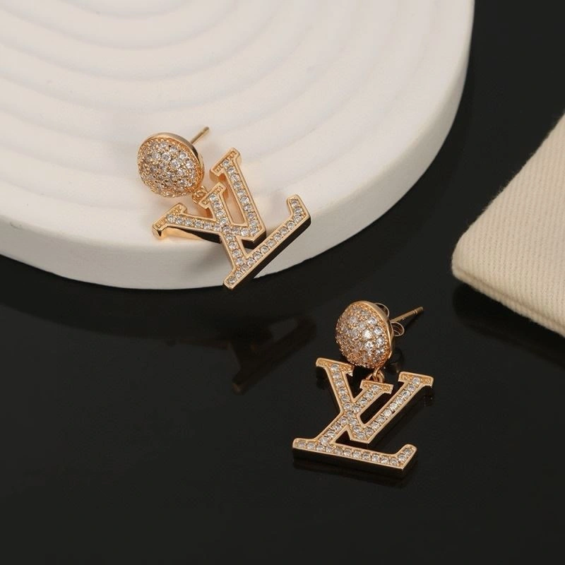 Tailored Louis Vuitton Necklaces 251368