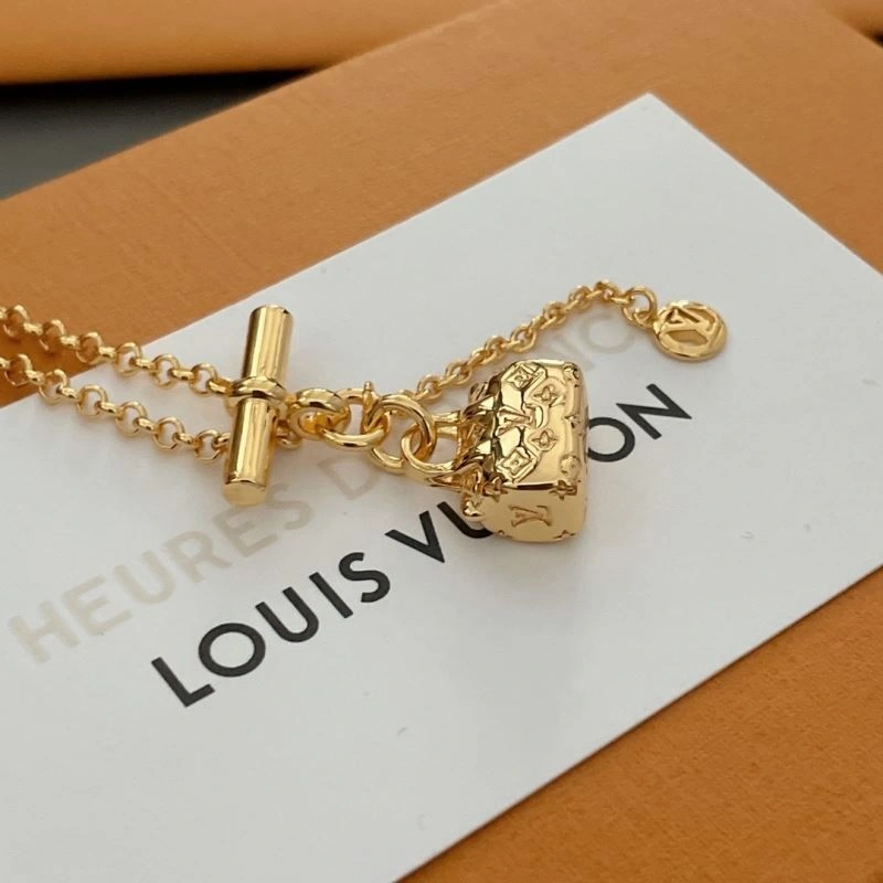 Louis Vuitton Necklaces FreshLook 251255