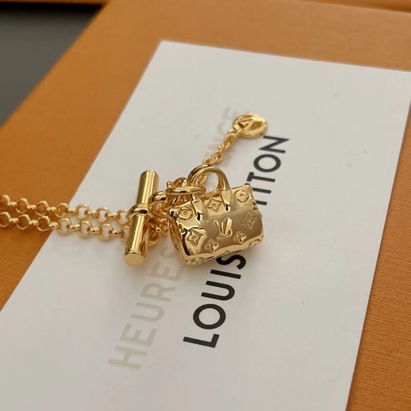 Louis Vuitton Necklaces FreshLook 251255