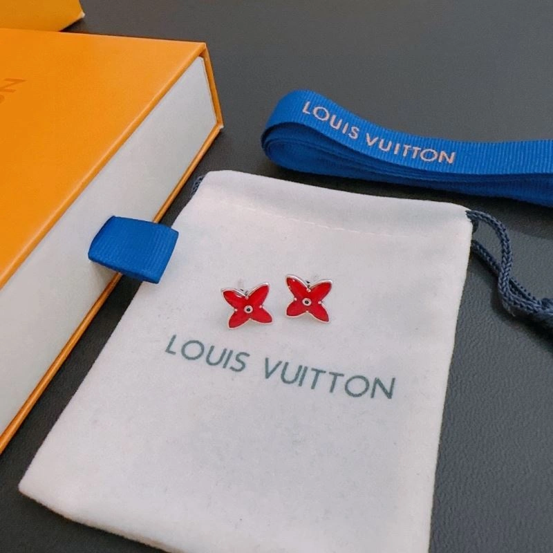 Louis Vuitton Necklaces Elegant 251257