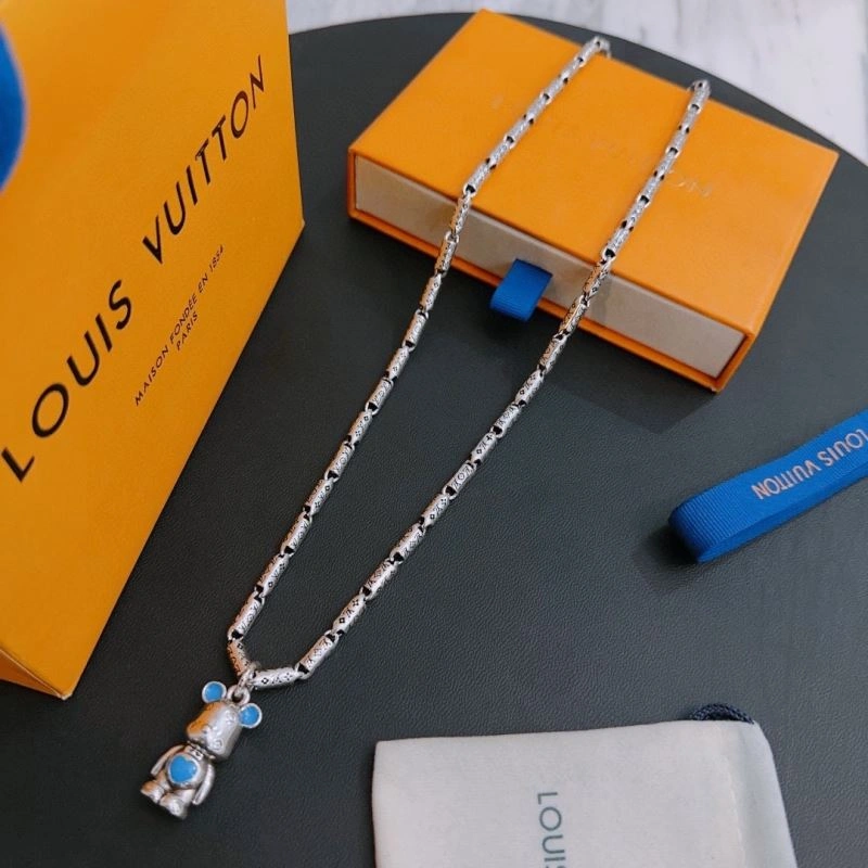 Louis Vuitton Necklaces AllSeason 251262