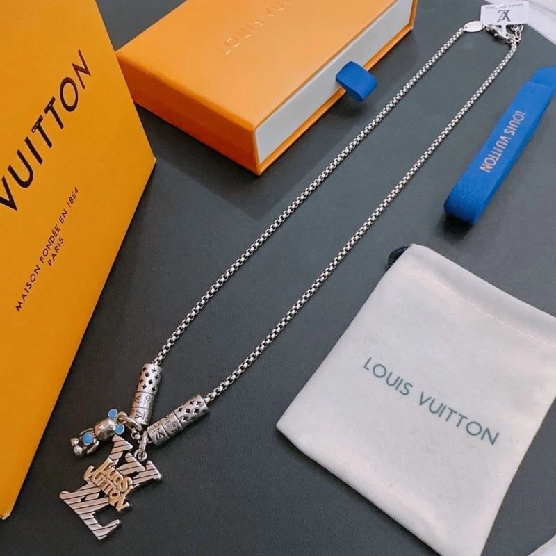 Affordable Louis Vuitton Necklaces 251259