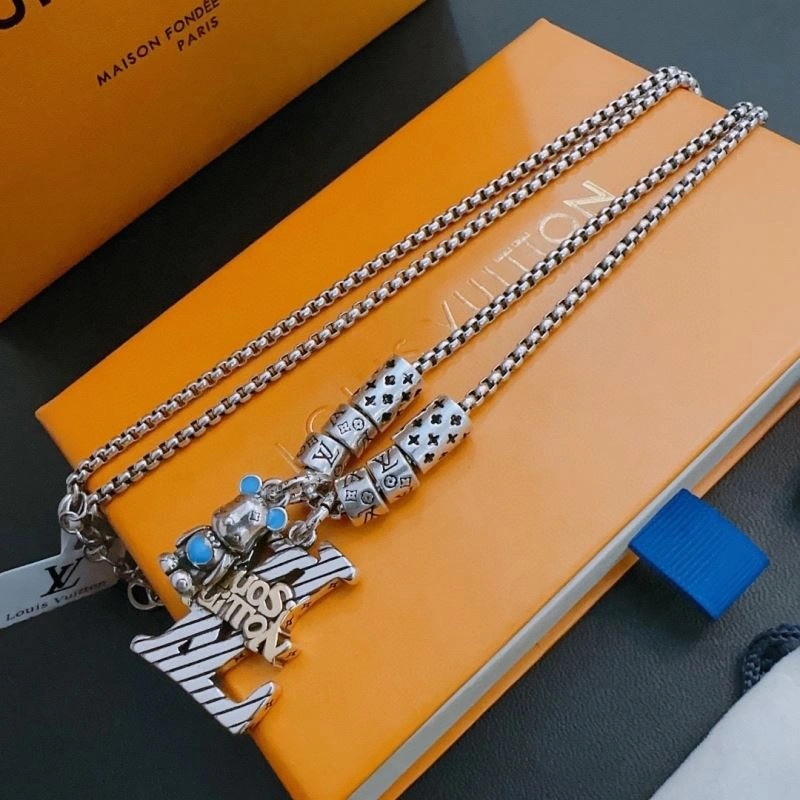 Affordable Louis Vuitton Necklaces 251259