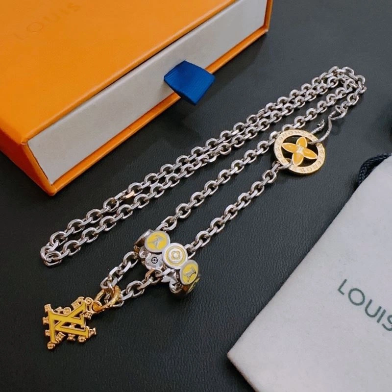Louis Vuitton Necklaces Affordable 251236