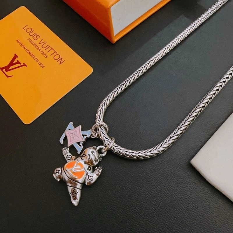 Louis Vuitton Necklaces Effortless 251260