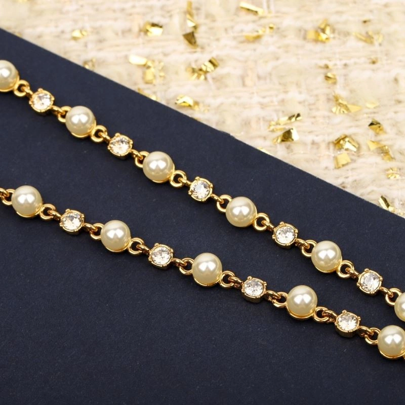 Louis Vuitton Necklaces Supportive 251228