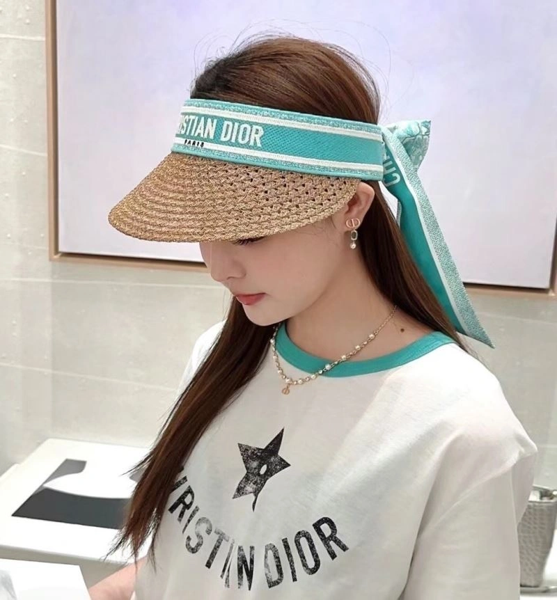 Louis Vuitton Necklaces Supportive 251228