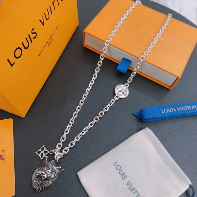 Trendy Louis Vuitton Necklaces 251201