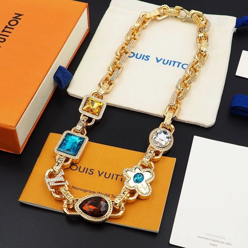 Louis Vuitton Necklaces Durable 251200