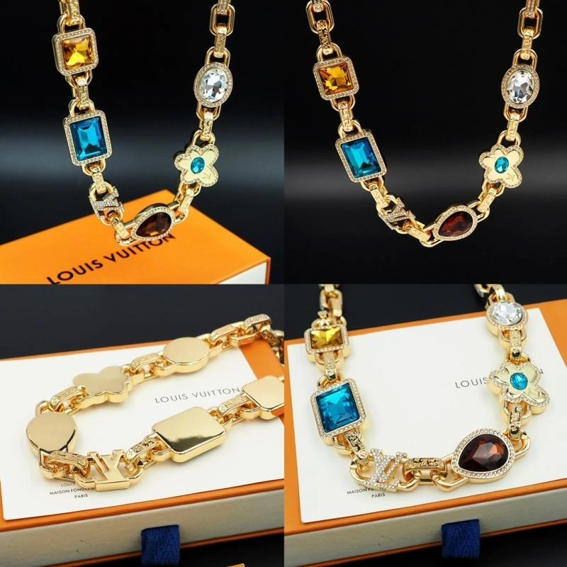 Louis Vuitton Necklaces Durable 251200