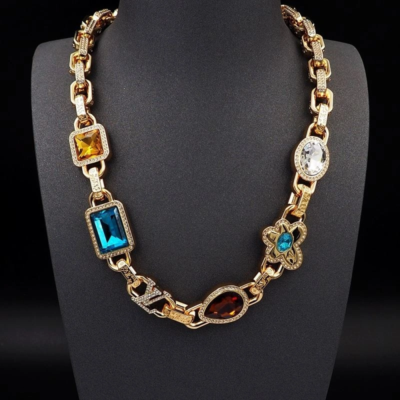 Louis Vuitton Necklaces Durable 251200