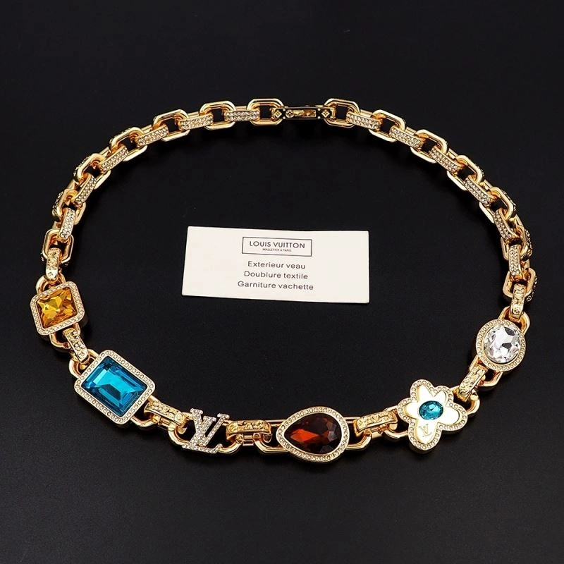 Louis Vuitton Necklaces Durable 251200