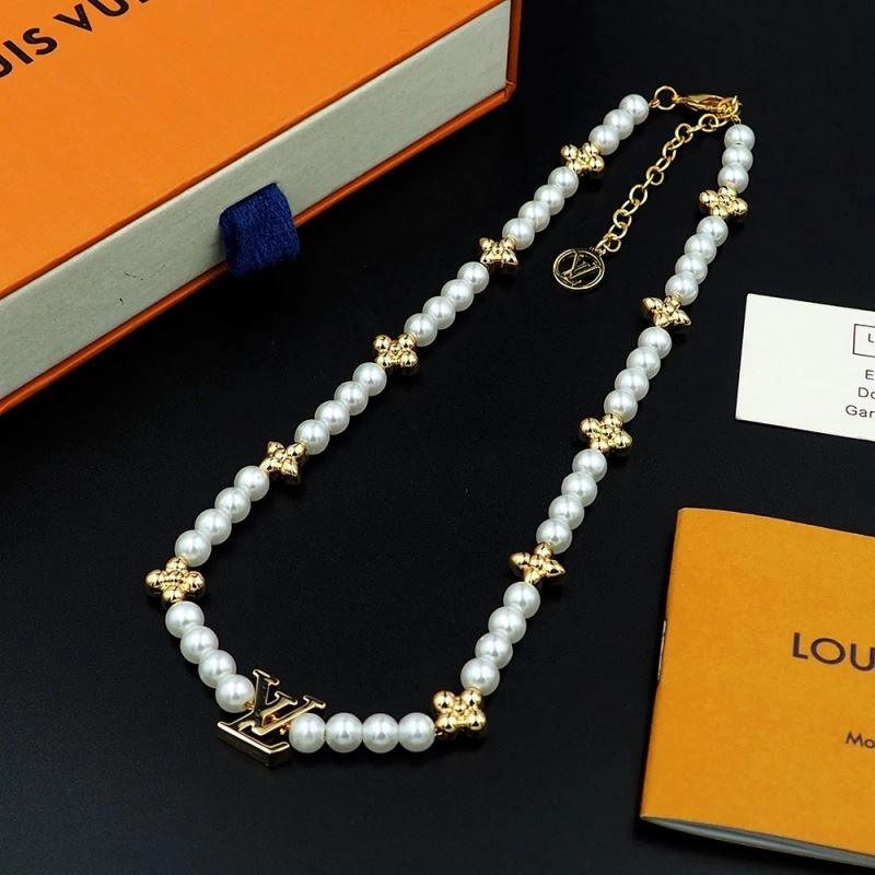 Breathable Louis Vuitton Necklaces 251223
