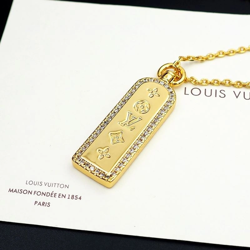 Unisex Louis Vuitton Necklaces 251224