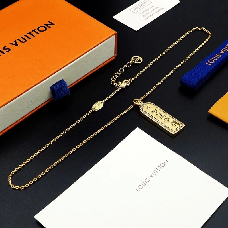 Unisex Louis Vuitton Necklaces 251224