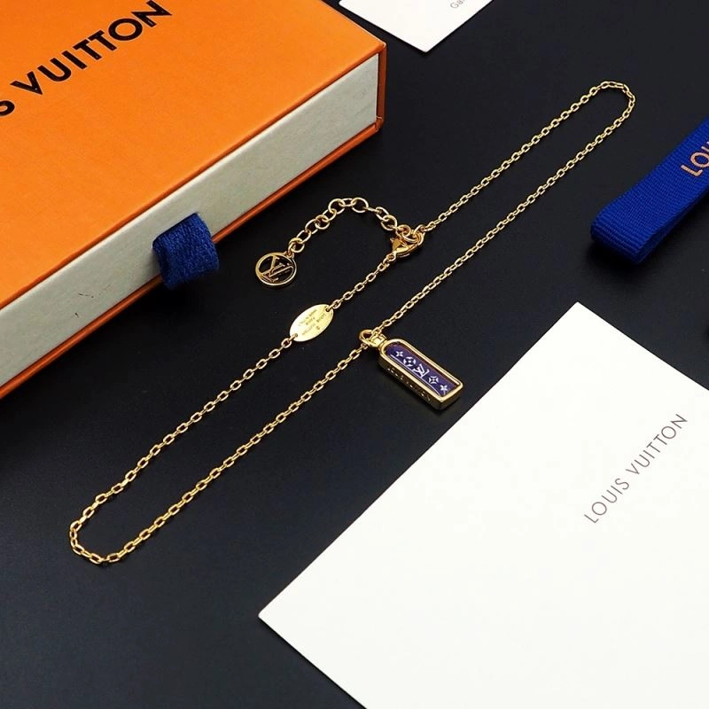 Sporty Louis Vuitton Necklaces 251219