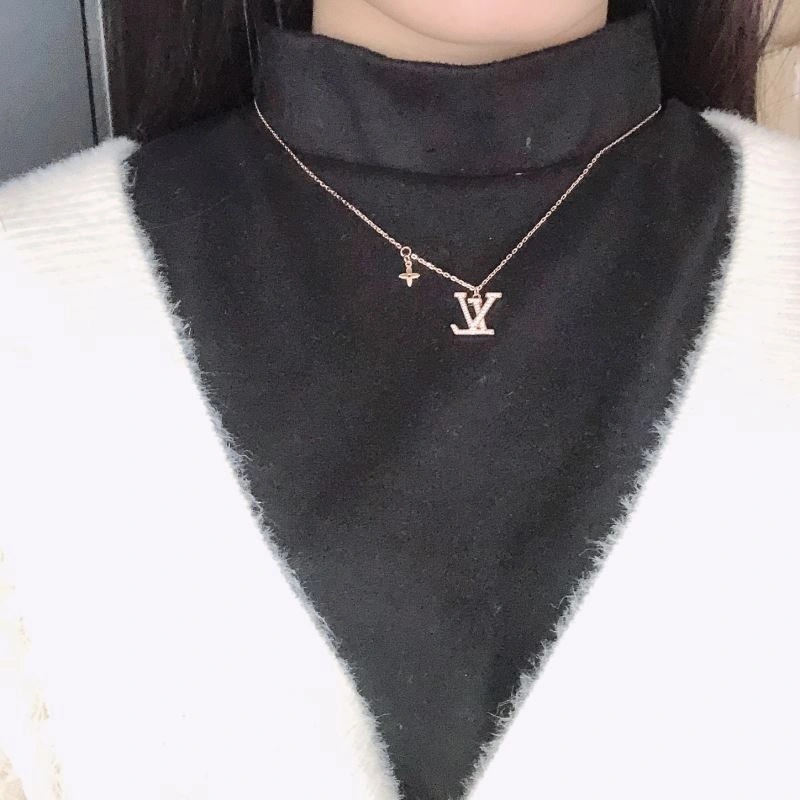 NewStyle Louis Vuitton Necklaces 251207