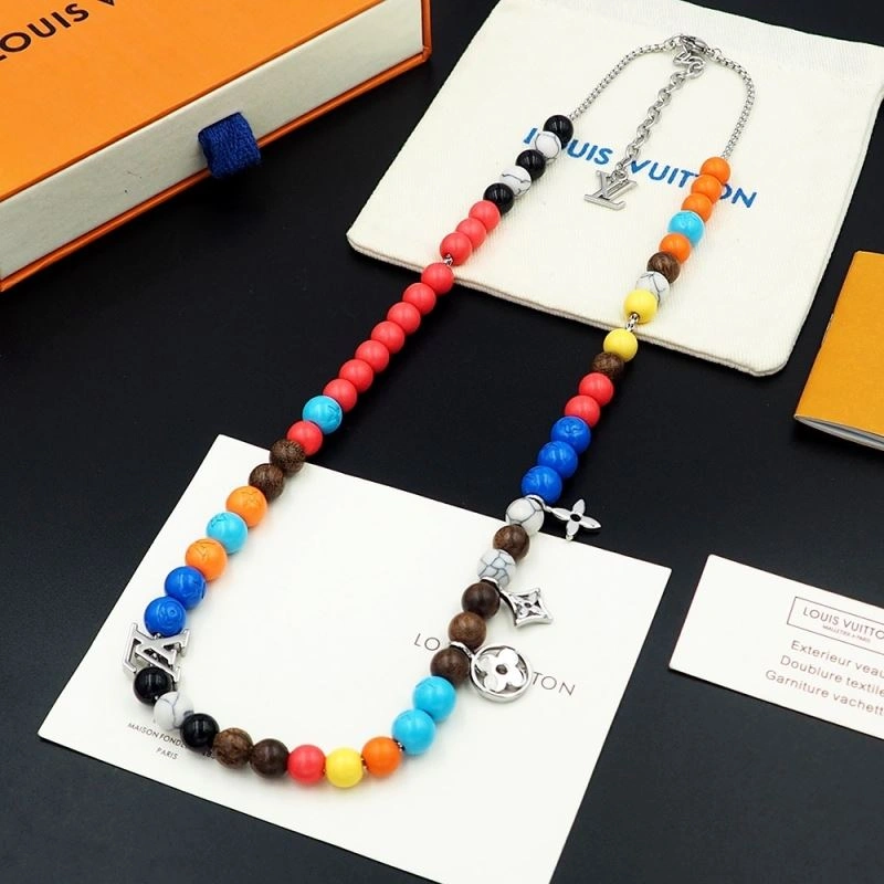 SmartChoice Louis Vuitton Necklaces 251217