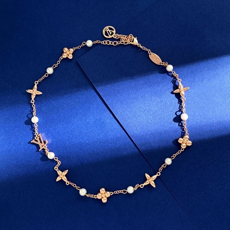 Louis Vuitton Necklaces Neat 251212