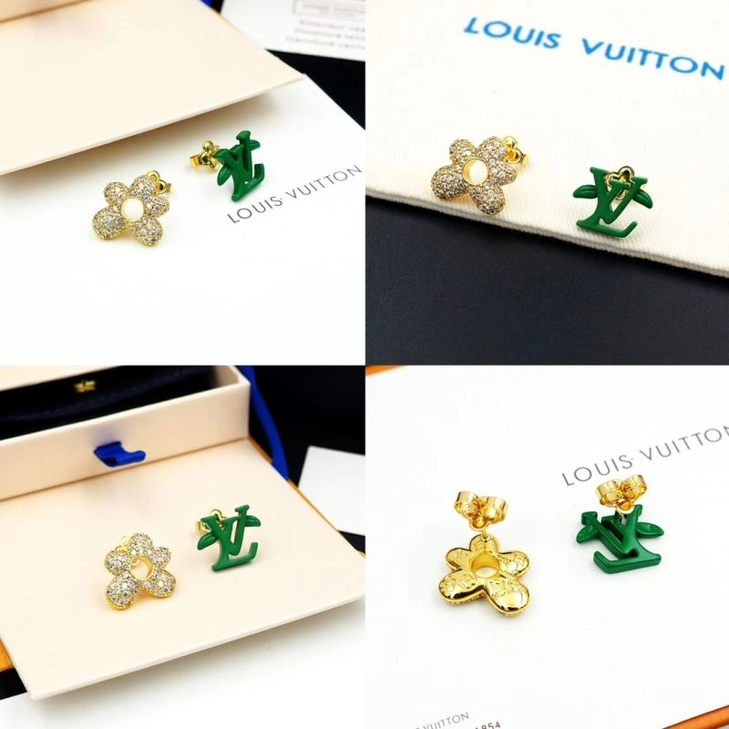 Louis Vuitton Necklaces UrbanChic 251197