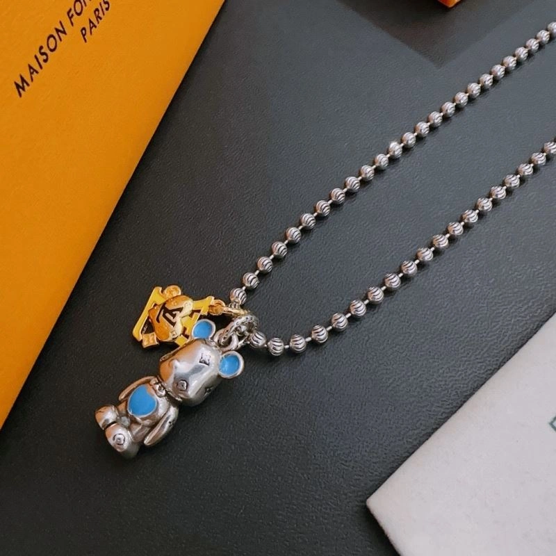 Louis Vuitton Necklaces Chic 251680