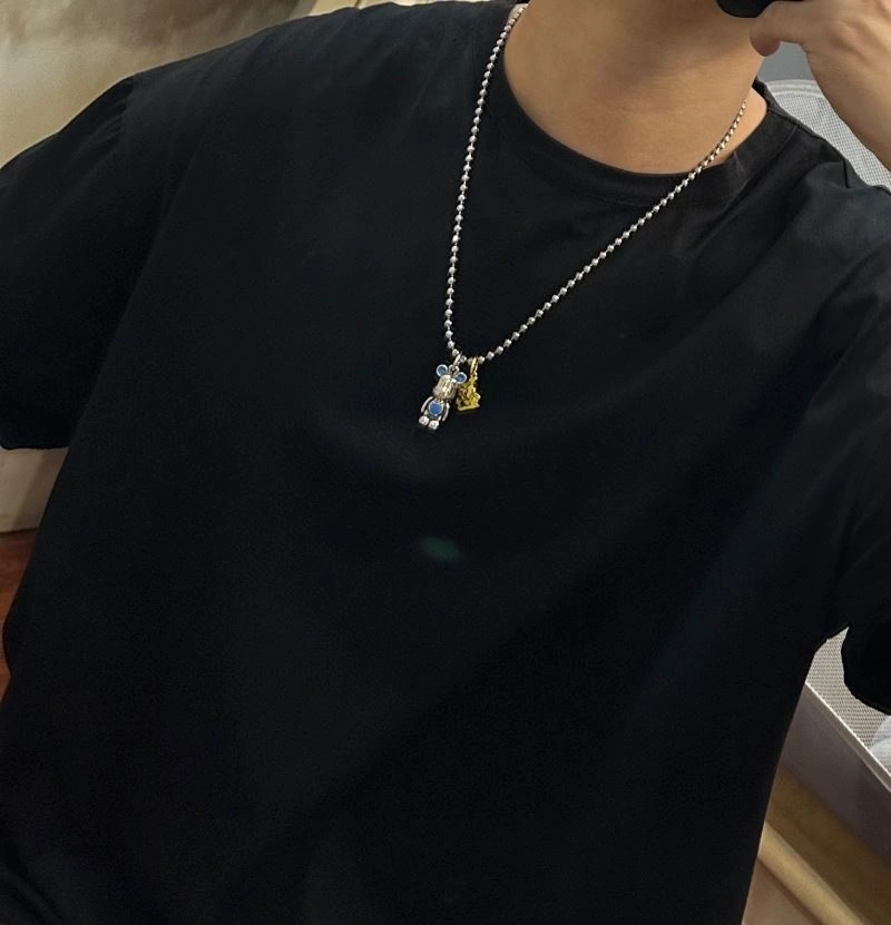 Louis Vuitton Necklaces Chic 251680