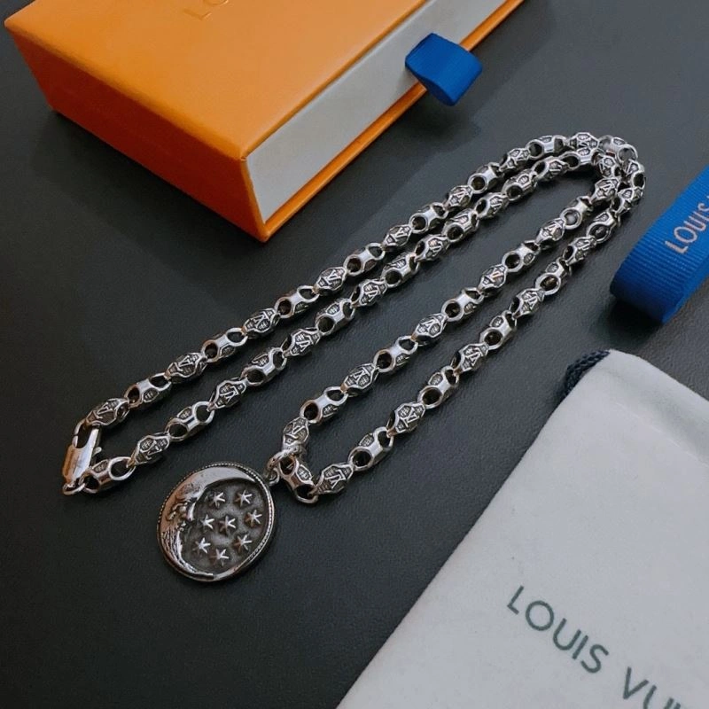 Louis Vuitton Necklaces TimelessDesign 251693