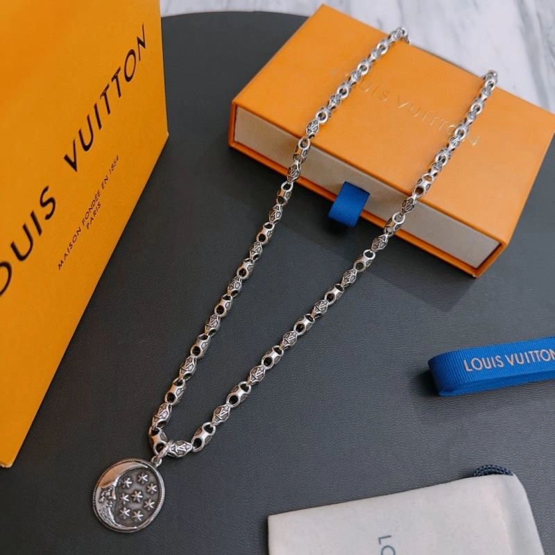 Louis Vuitton Necklaces TimelessDesign 251693