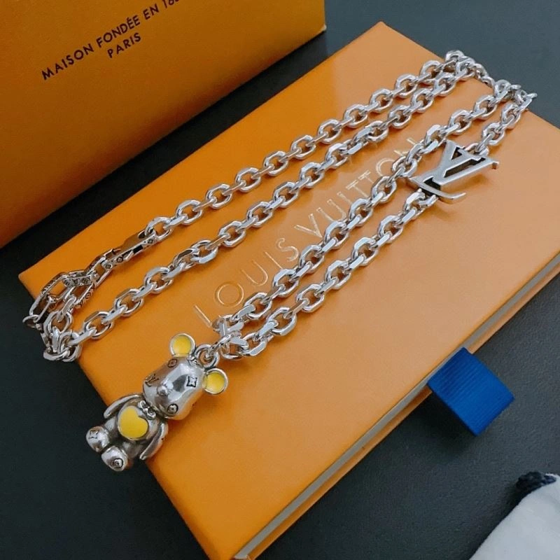 Louis Vuitton Necklaces Packable 251695